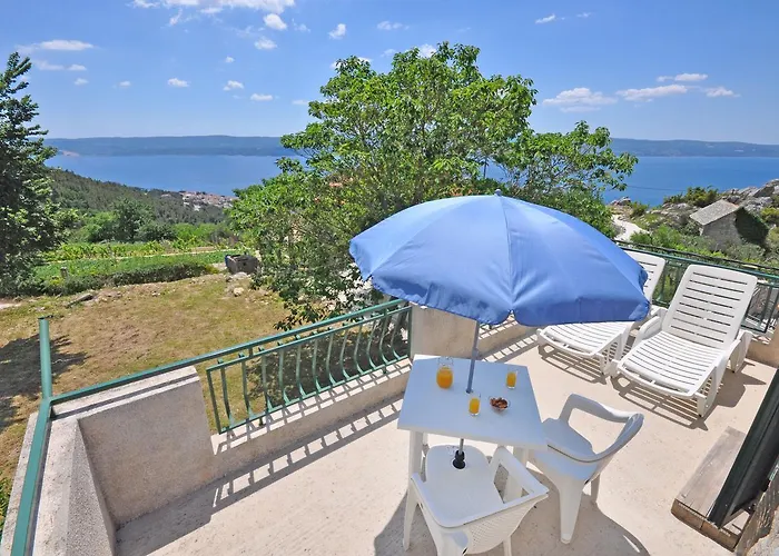 With Parking Space - 15767 Appartement Omiš